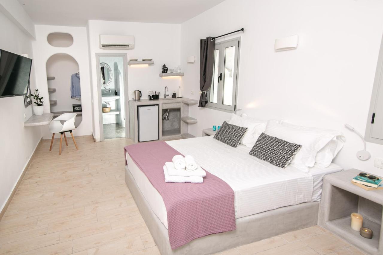 Sensia Luxury Apartment With Hot Tub Oia  Extérieur photo